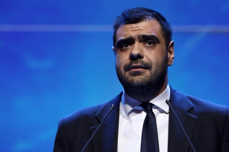 Μαρινάκης: Η κυβέρνηση μειώνει τα καύσιμα περισσότερο από ό,τι θα έκανε η απλή μείωση του ΕΦΚ