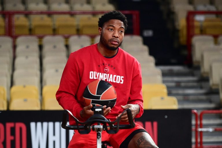 Πανέτοιμος ο Ταϊρίκ Τζόουνς για το αποψινό Ολυμπιακός-Μπάγερν στο ΣΕΦ