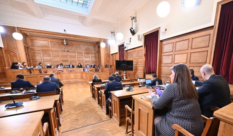 Πηγές ΝΔ: ΟΠΕΚΕΠΕ χωρίς κτηματολόγιο και δασικούς χάρτες μέχρι το 2006