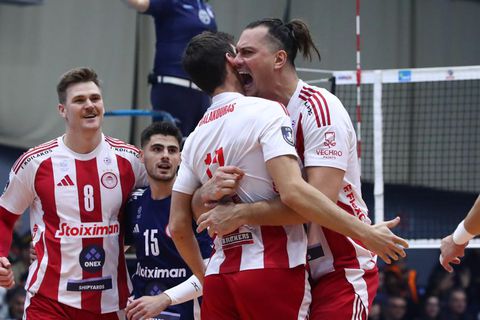 Από την κόλαση στον παράδεισο: Ο Ολυμπιακός σήκωσε το Σούπερ Καπ με επική ανατροπή