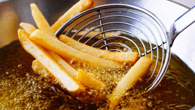 Τηγάνισμα χωρίς μυρωδιές: Το απρόσμενο μυστικό που θα σας ενθουσιάσει