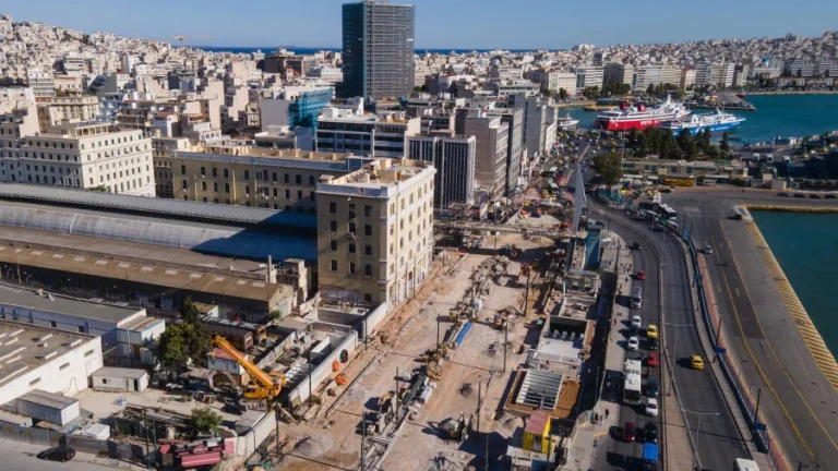 Εμπορικός Σύλλογος Πειραιώς: Απαιτείται ενοποίηση και ενίσχυση των μηχανισμών κατά του παρεμπορίου
