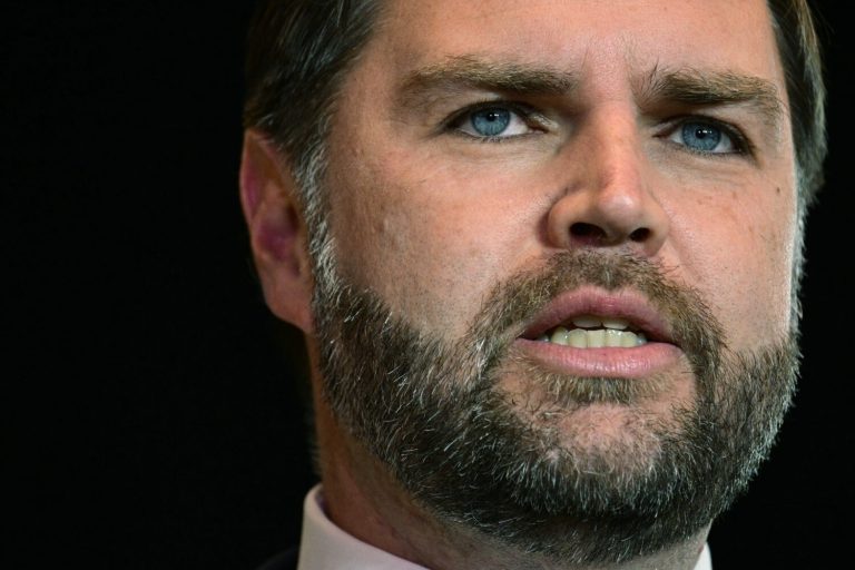 Λευκός Οίκος: Διέγραψε ανάρτηση του Τζ. Ντ. Βανς για τη «γενοκτονία» των Αρμενίων