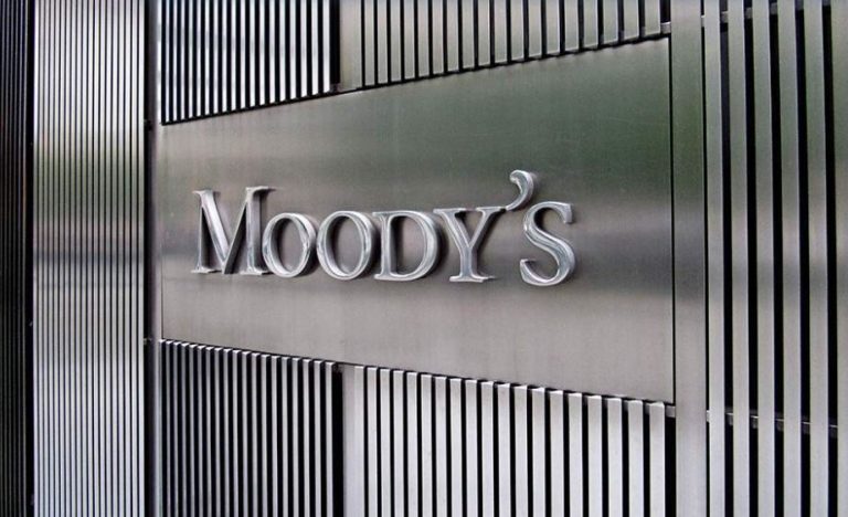 Moody’s: Πρόσκομμα για τις τράπεζες η απόφαση του Αρείου Πάγου για τα δάνεια του νόμου Κατσέλη