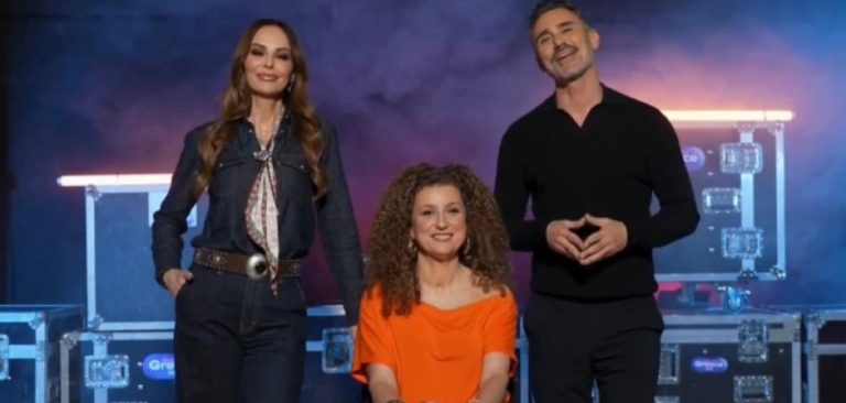 Οι παρουσιαστές του «Sing for Greece 2006» έβαλαν αγγούρια και… χαλαρώνουν (photo)