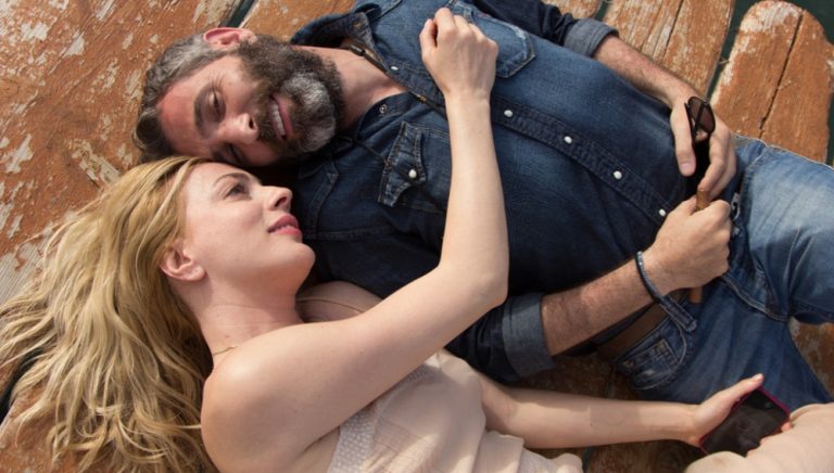 Οι 7 ταινίες που θα κάνουν ακόμη και τους μοναχικούς να πιστέψουν στον έρωτα (video)