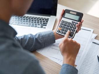 Ξεκινούν σήμερα οι αιτήσεις για επιδότηση 17.500 ευρώ σε νέους ανέργους για ίδρυση επιχείρησης