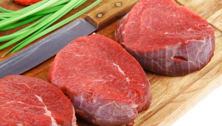 Σήμα ελέγχων για την ακρίβεια: Στο μικροσκόπιο οι τιμές μοσχαριού, σοκολάτας, καφέ