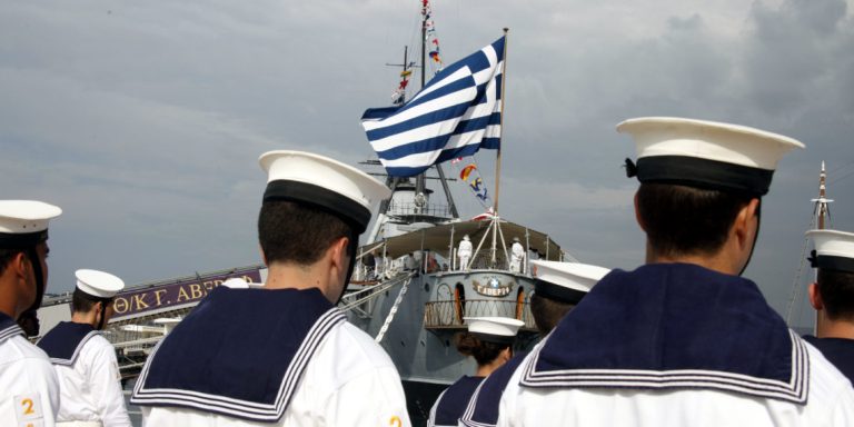 Ποιος γιος διάσημης παρουσιάστριας έχει κάνει «άνω-κάτω» το Πεντάγωνο;