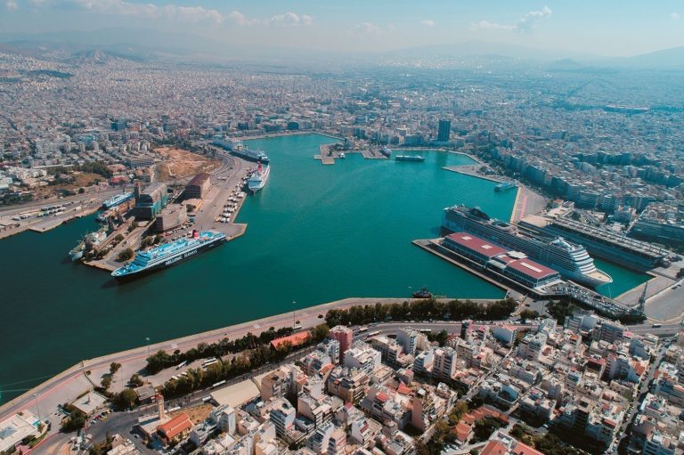 Εδώ Πειραιάς: Δικαστικό «μπλόκο» στην αγορά των τηλεφωνικών προωθήσεων – Πως θα γιορτάσουν σε Πειραιά, Πέραμα, Νίκαια, Κερατσίνι- Δραπετσώνα