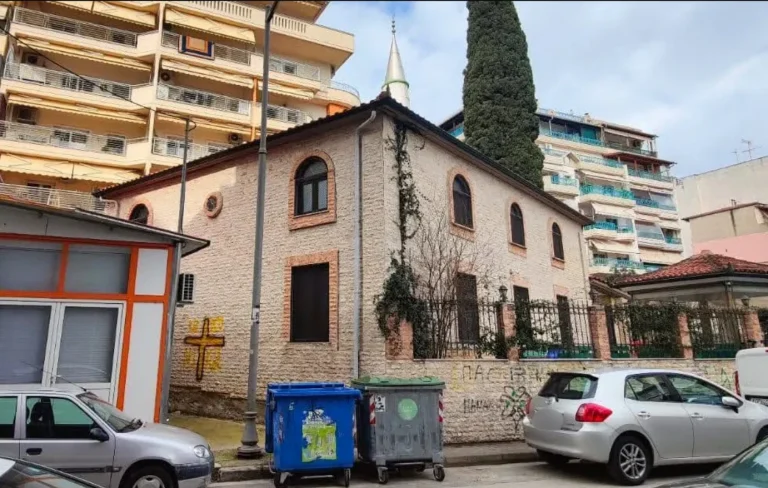 Σταυρός σε τέμενος: Προξενείο και ψευδομουφτής ανεβάζουν τους τόνους στην Ξάνθη