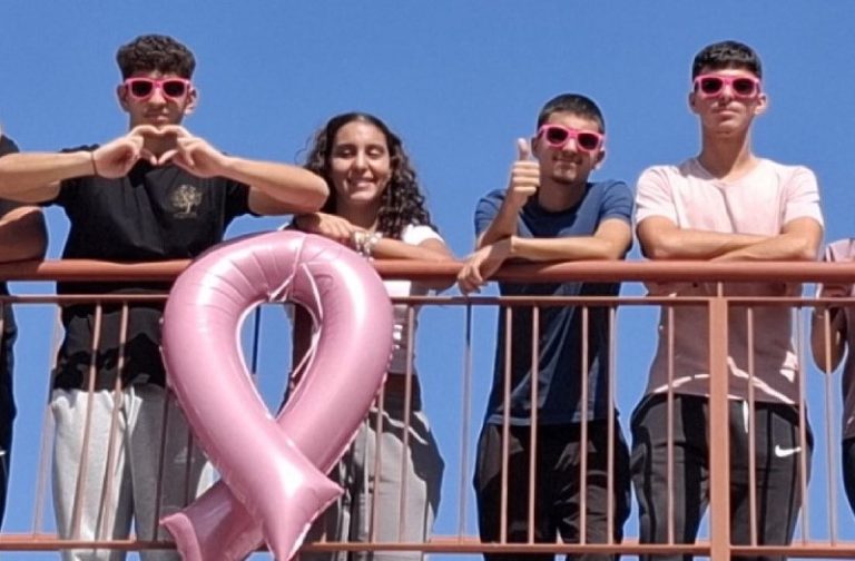 Κολυμπάμε με τους ΟΥΚ για τους δικούς μας «Μικρούς Ήρωες»