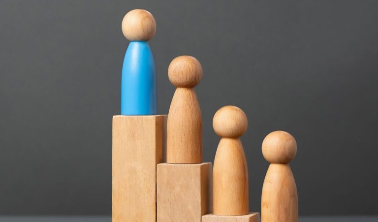 Αφιέρωμα της Political στους Leaders της οικονομίας: Οι top του 2025