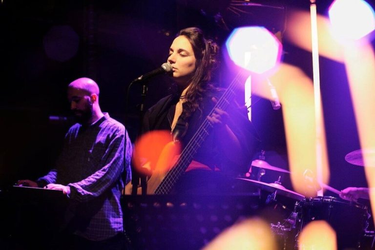 «The Eye & Isabel’s Bathroom»: Ζωντανή μουσική παράσταση και interactive visual art