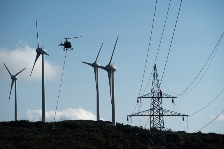 ΑΔΜΗΕ: Ανάχωμα στις αυξήσεις των τιμών ρεύματος οι ΑΠΕ που συνδέονται στο  ηλεκτρικό σύστημα