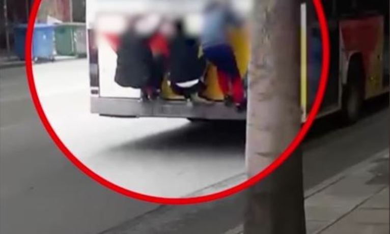 Ανήλικοι ρισκάρουν τη ζωή τους για τα likes (VIDEO)