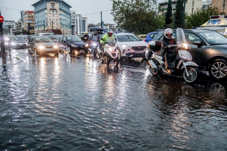 Καλλιάνος: Η Πρωταπριλιά η δυσκολότερη ημέρα της κακοκαιρίας – Κίνδυνος για πλημμυρικά φαινόμενα