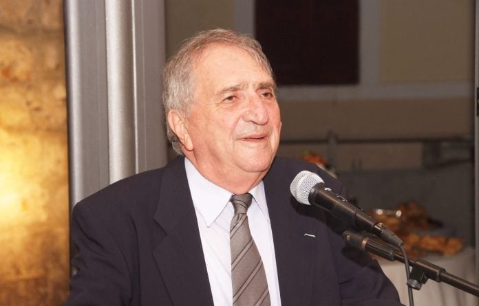 Εμμανουήλ Μαυρομμάτης: Πέθανε ο «πρεσβευτής» της ελληνικής τέχνης