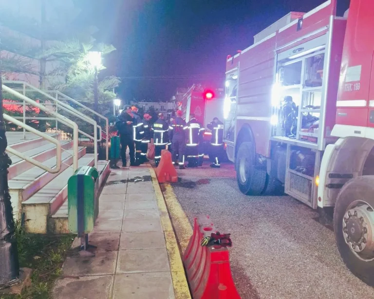 Μεσολόγγι: Πυρκαγιά σε θάλαμο του νοσοκομείου (PHOTOS)