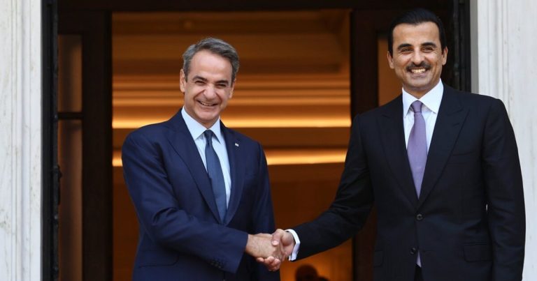 Κυριάκος Μητσοτάκης: Συνάντηση με τον εμίρη του Κατάρ σεΐχη Ταμίμ μπιν Χαμάντ Αλ Θάνι στο Μέγαρο Μαξίμου