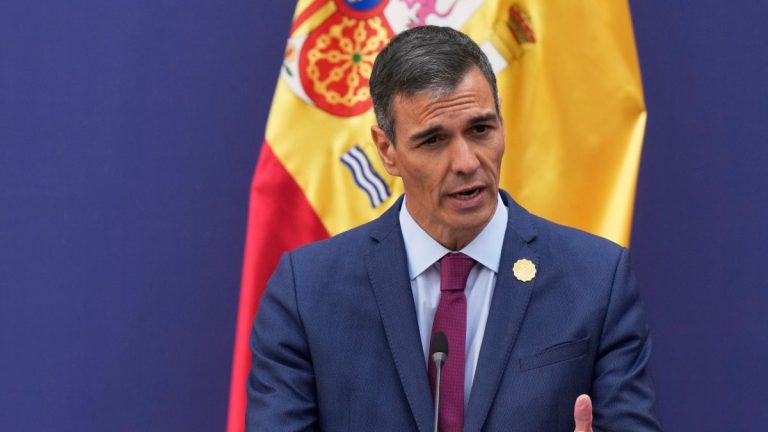 Σάντσεθ: Το colpo grosso με το Ταμείο Ανάκαμψης – Γενναίες αυξήσεις στους συνταξιούχους που καλύπτουν την άνοδο του πληθωρισμού!