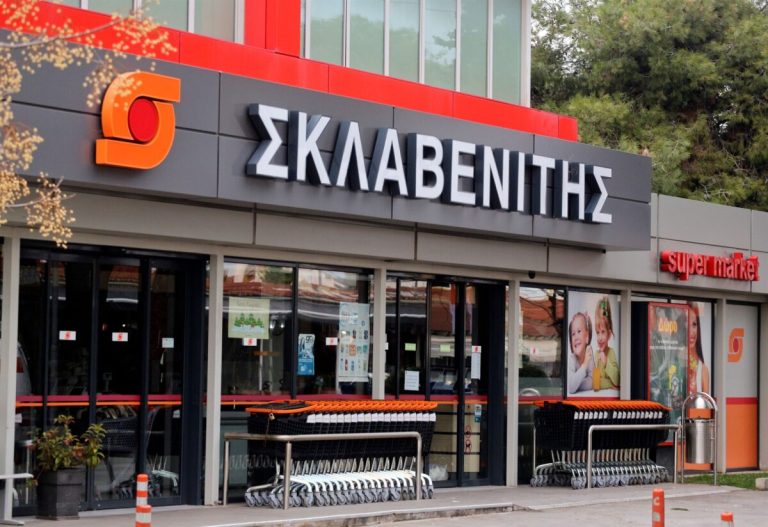 Ο Σκλαβενίτης φέρνει το «Food to Go» στο Σύνταγμα – Στην Μαγούλα “παρασκευαστήριο” με έως… 250.000 μερίδες ημερησίως