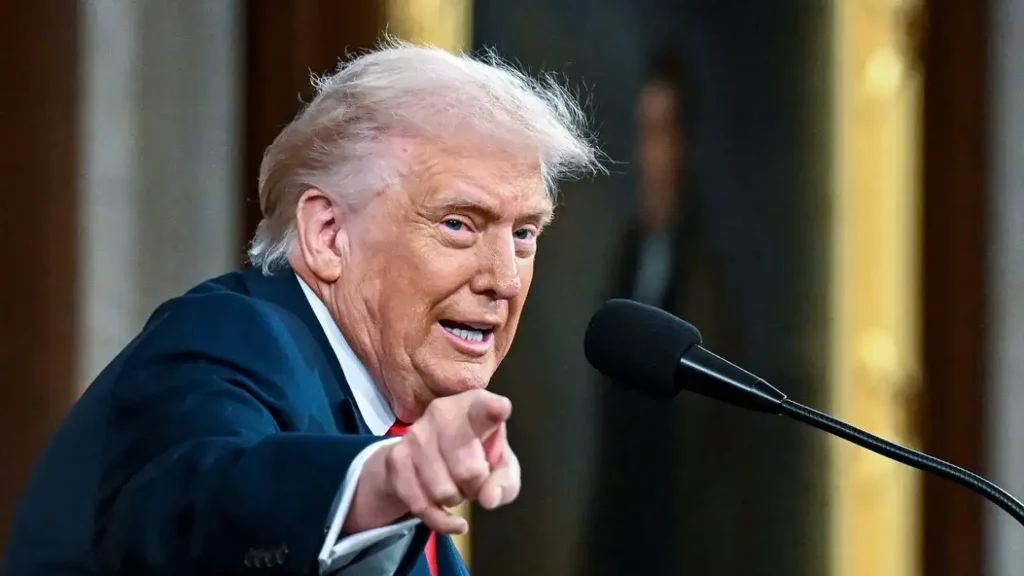 Ο Τραμπ «ξεσπά»: Ισπανία και Στάρμερ δεν ανταποκρίνονται στις προσδοκίες μας