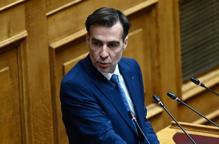 Ο εμίρης και ο… ανυπόμονος Χουρδάκης