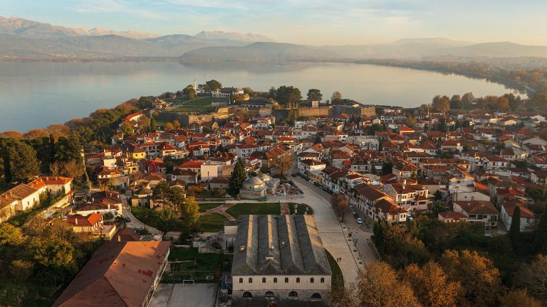 Καταιγίδα εξελίξεων στην Ήπειρο – Οι σπατάλες και τα εκατομμύρια που σκουριάζουν