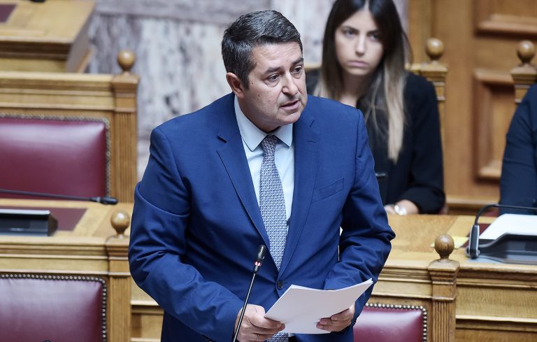 Στη «μάχη» της ΜΕΘ για 7η ημέρα ο Μυλωνάκης – Κρίσιμη αλλά σταθερή η κατάσταση (video)