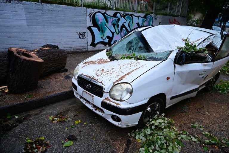 Κακοκαιρία Erminio: Νεκρός 55χρονος στη Νέα Μάκρη, παρασύρθηκε από ορμητικά νερά