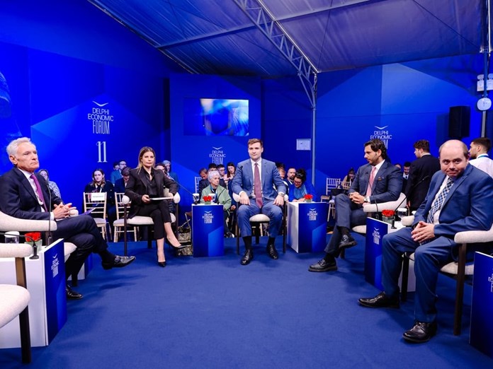 Forum Δελφών: «Είμαστε κοντά σε συμφωνία με το Ιράν» ισχυρίζονται οι συνεργάτες του Τραμπ