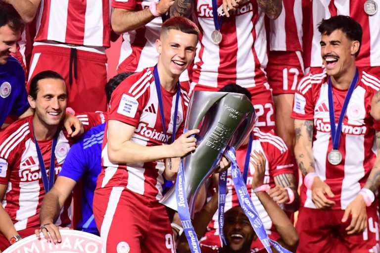 Η συνάντηση που προδίδει πρόθεση: Η Γιουβέντους περνάει σε φάση διαπραγμάτευσης για τον Μουζακίτη (Photo)