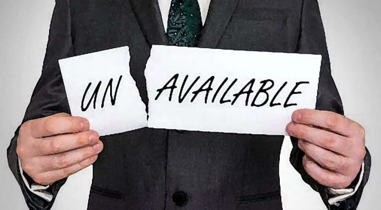 Emotianally unavailable: Γιατί μας ελκύει σαν μαγνήτης