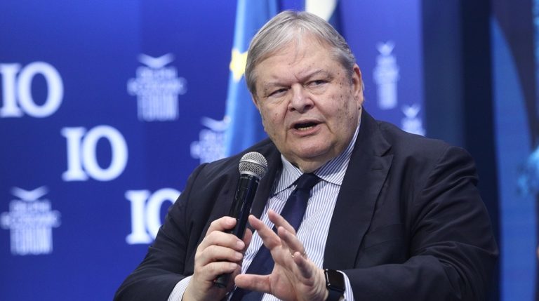Φόρουμ Δελφών – Ευάγγελος Βενιζέλος: «Παλινωδία ότι οι βουλευτές της ΝΔ δεν φέρουν καμία ευθύνη για τον ΟΠΕΚΕΠΕ»