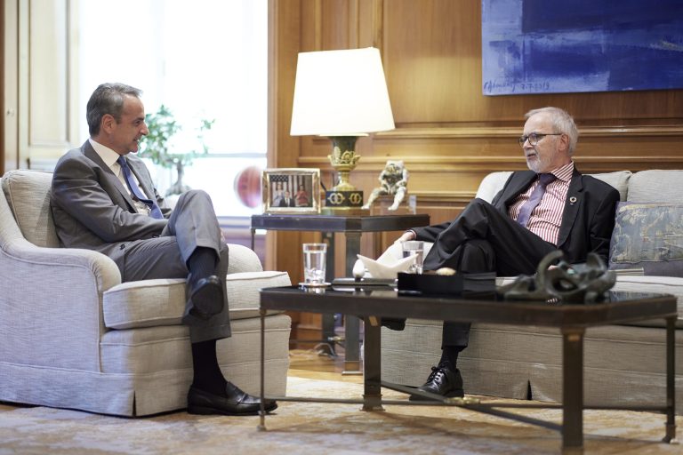 Κυριάκος Μητσοτάκης στους Financial Times: Η Ευρώπη δεν θα δεχτεί εκβιασμούς στα Στενά του Ορμούζ