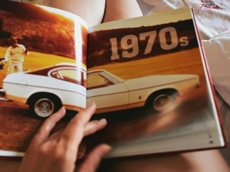Vintage erotica meets AI: Το πιο αμφιλεγόμενο project των Καννών