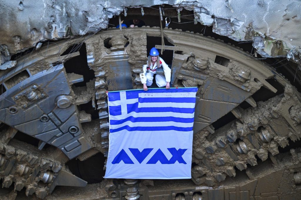 Όμιλος ΑΒΑΞ – Περιθώριο ανόδου έως 50% βλέπουν Eurobank (4,85€) και Πειραιώς (4,50€)
