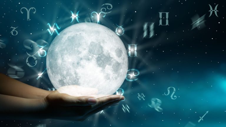 Blue Moon: Το… θλιμμένο φεγγάρι που λέει «σήκω και τόλμησέ το» – Τα 4 ζώδια που επηρεάζονται