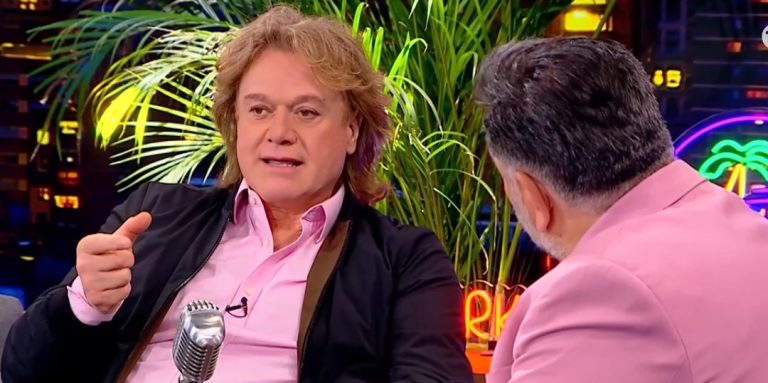 Πέτρος Γαϊτάνος: Aφορίζει τις τηλεφωνικές ξεματιάστρες – Η λέξη από «Μα…» που τον στέλνει για προσευχή (Video)