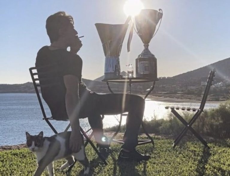 Το τραπεζάκι που έγινε viral: Ο Παναθηναϊκός εκτός Final Four, ο Γιαννακόπουλος αλλάζει διακόσμηση (Video)