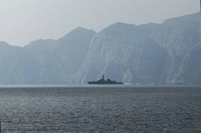 Έκρηξη σε δεξαμενόπλοιο κοντά στο Ομάν – Σε εξέλιξη έρευνες