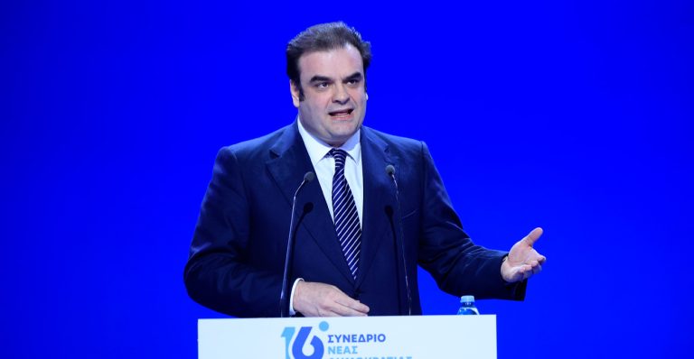 Πιερρακάκης: Έρχονται νέες φοροελαφρύνσεις – Στο στόχαστρο η υπερφορολόγηση της μεσαίας τάξης