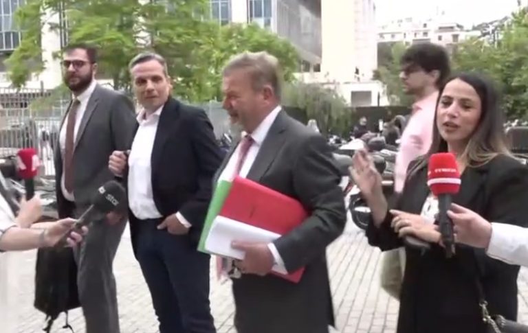«Βόμβα» στα media: Ρέβη και Κουρδής στα δικαστήρια κατά του ΣΚΑΪ για το «Όπου υπάρχει Ελλάδα» (Video)