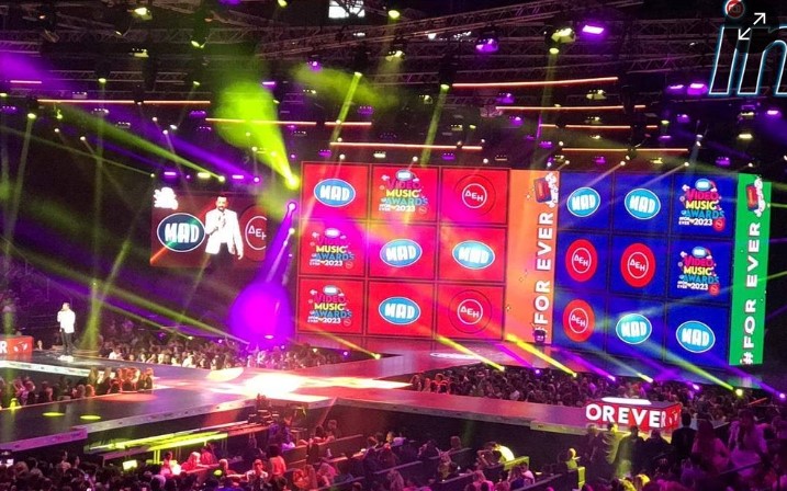 Mad VMA 2026: Η φαντασμαγορική γιορτή της μουσικής, οι μεγάλοι νικητές και οι εκρηκτικές συνεργασίες on stage (Video)