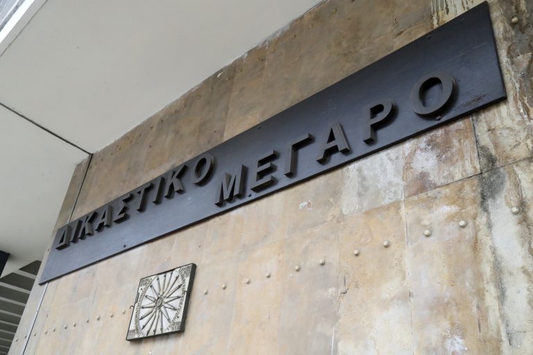 Απίστευτο περιστατικό στη Θεσσαλονίκη: Δήμος μήνυσε γυναίκα 8 χρόνια μετά τον… θάνατό της