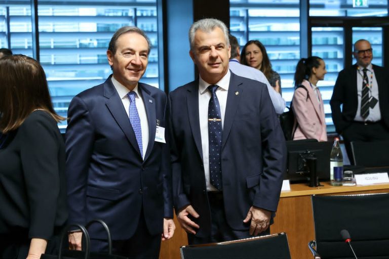 Ιωάννης Μπούγας: «Καμία απώλεια δικαιωμάτων για τα παιδιά εντός της ΕΕ»