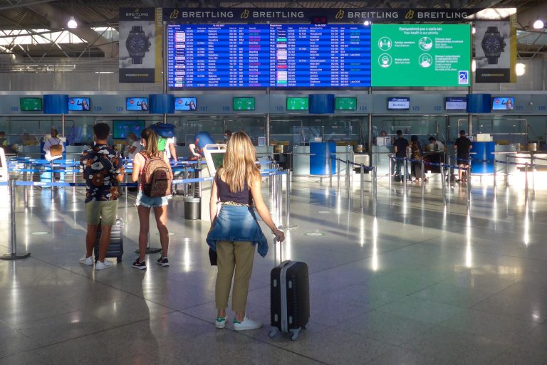 ΔΑΑ: Υποχώρηση 28% στα καθαρά κέρδη το πρώτο τρίμηνο του 2026 – Συνεχίζεται η άνοδος της επιβατικής κίνησης