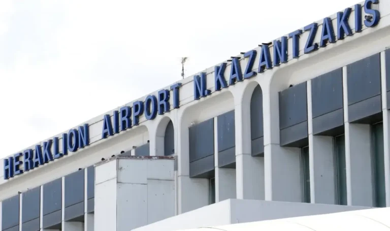 Επεισόδιο σε πτήση Γενεύη–Ηράκλειο: Σύλληψη 30χρονου μετά την προσγείωση