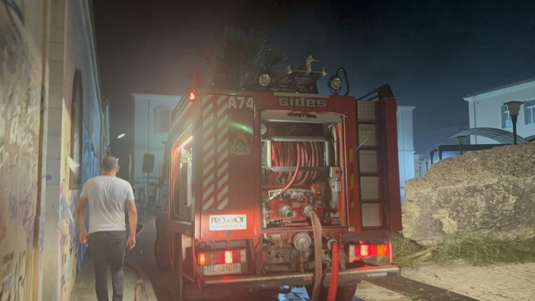 Κέρκυρα: Πυρκαγιά οδήγησε σε εκκένωση πεντάστερο ξενοδοχείο